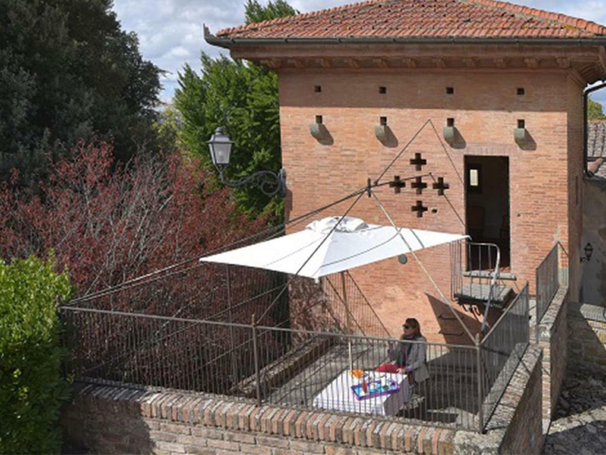 Borgo Il Melone Hotel Cortona Luaran gambar